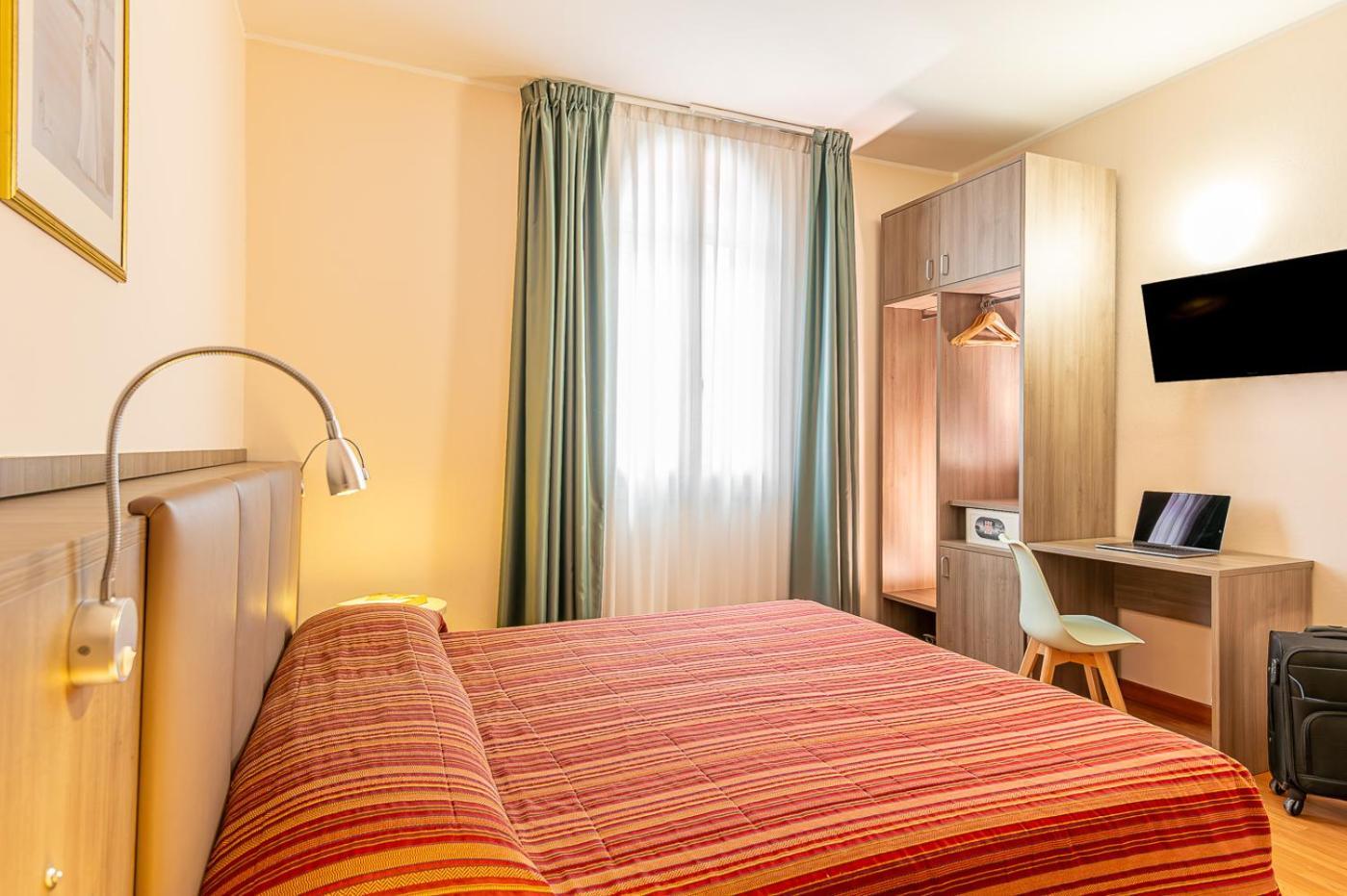Hotel Zio Imola Luaran gambar