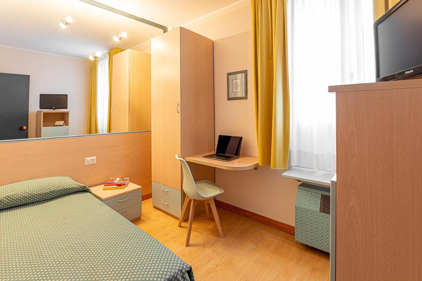 Hotel Zio Imola Luaran gambar